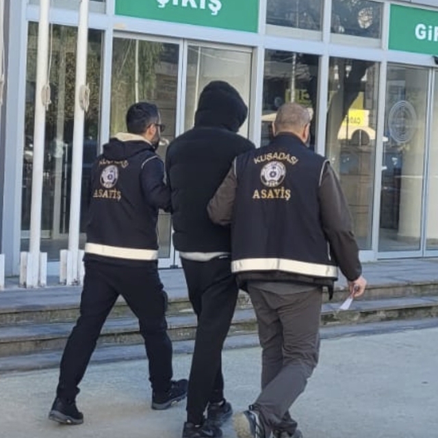 Kasten öldürme suçundan aranan şahıs Kuşadası'nda yakalandı
