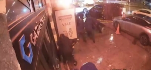 Gaziantep'te lüks restorana saldırı anı kameraya yansıdı