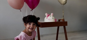 Mardin'de 3'üncü kattan düşen Melinda, kurtarılamadı