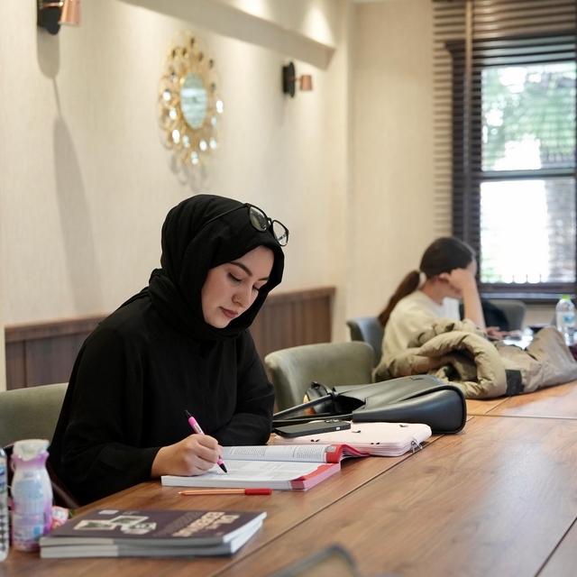 Yahya Kemal Kitap Köşkü gençlerden yoğun ilgi görüyor