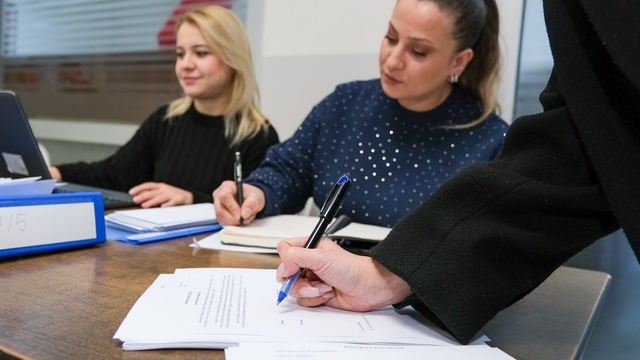 Menemenli gençlere sınavları için 3 milyonluk destek