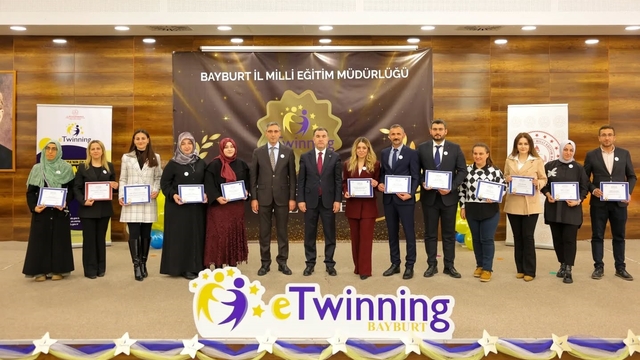 Bayburt'ta 9 okul 'eTwinning Okulu' ünvanı aldı