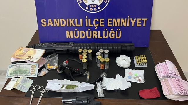 Sandıklı'da uyusturu operasyonu: 1 kişi tutuklandı
