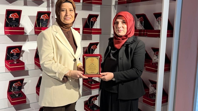 BİLSEM öğretmeni STAR programında bursiyer oldu