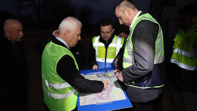 Büyükşehir gece gündüz sahada