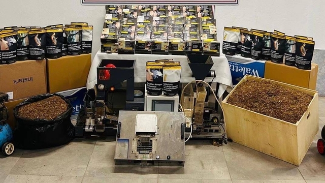 Sakarya'da kaçakçılık operasyonunda çok sayıda makaron ve tütün ele geçirildi