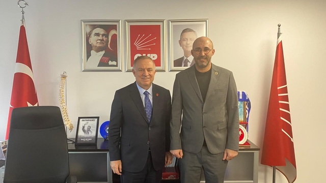 Başkan Zencirci CHP Genel Merkezi'nde temaslarda bulundu
