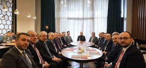 Rektör Kırışık, Sivas'taki yükseköğretim buluşmalarına katıldı