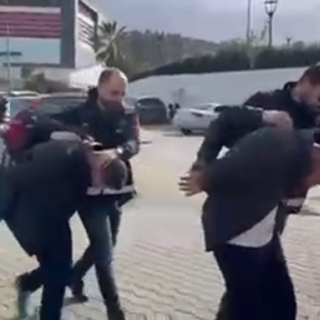 İskenderun'da aranan 3 şahıs yakalandı