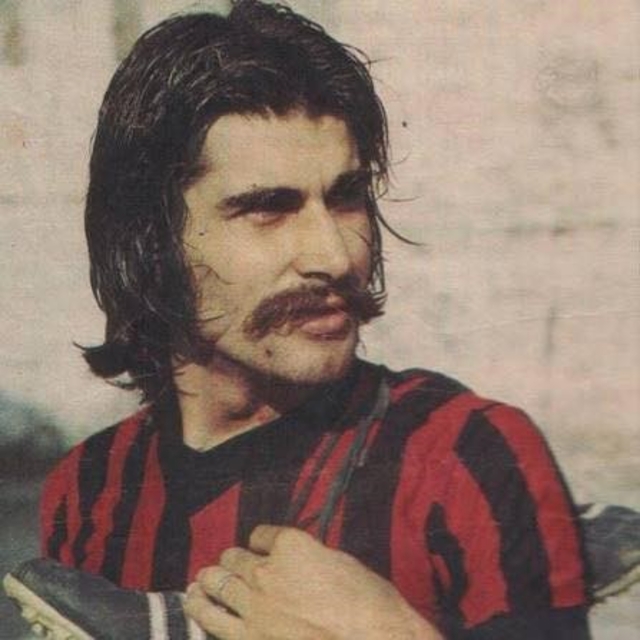 Eskişehirspor formasıyla gol kralı olan Ömer Kaner vefat etti
Serhat Kaner:...