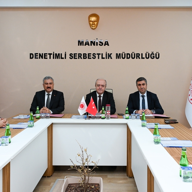 Manisa'da denetimli serbestlikte "parmak izi" kullanılacak