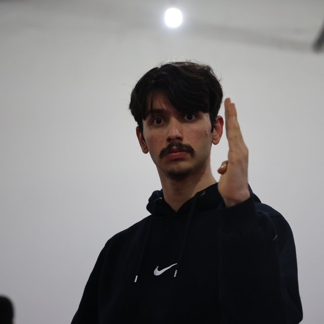 Engellerin aşıldığını para taekwondo Türkiye şampiyonu Furkan Kaan Ata göst...