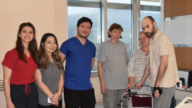 Çanakkale'de trafik kazasında yaralanan Rus çift tedavileri sonrası taburcu edildi