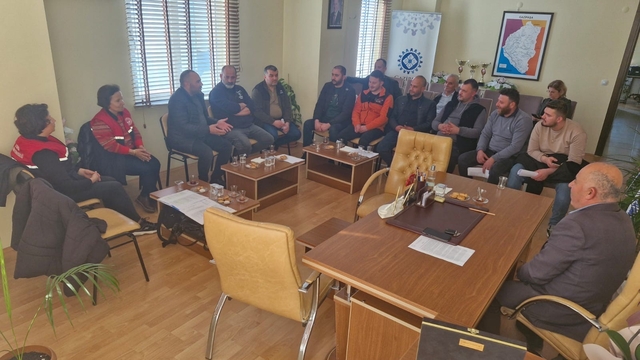 Gazipaşa'da kasaplara tüketici sağlıyla ilgili yönetmelik anlatıldı