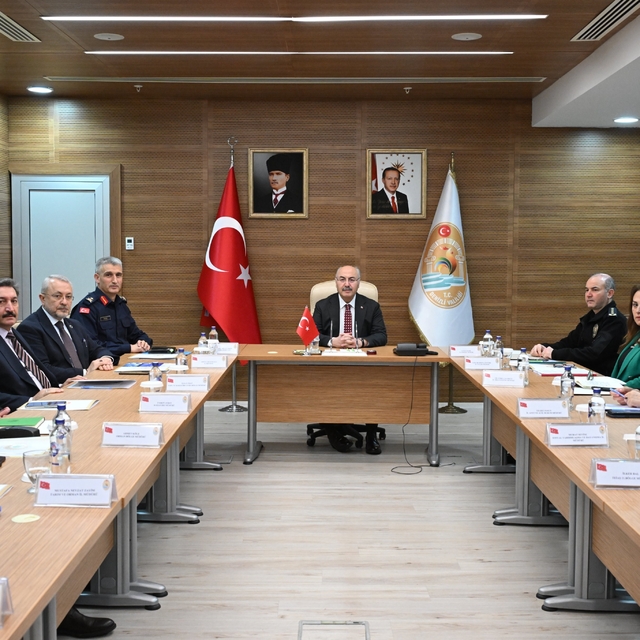 Denizli'de kamu kurumlarının çalışmaları masaya yatırıldı
Ramazan öncesi de...