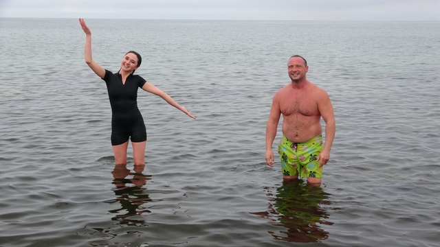 Dondurucu soğukta Van Gölü'nde yüzdüler
Kış ortasında Van Gölü'nde yüzme akımı başlattılar