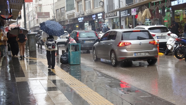 Kilis'te yağış etkili oluyor