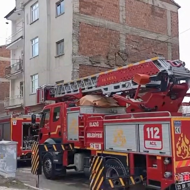 Elazığ'da ev yangını