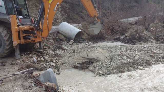 Çameli Belediyesi yoğun yağışın ardından 7/24 teyakkuzda