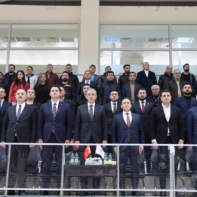 Mardin'de amatör ve okul spor kulüplerine 11 milyon 500 bin lira nakdi yard...