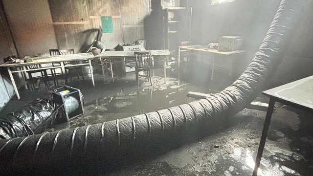 Balıkesir'de iş yerinde çıkan yangın söndürüldü