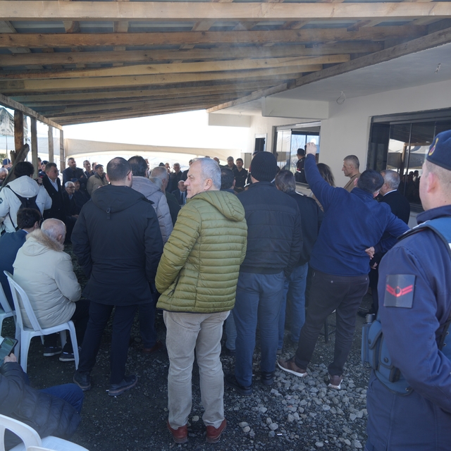 Samsun'da atık tesisi toplantısında gergin anlar