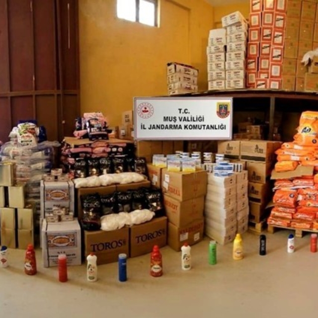 Muş'ta 3 milyon 903 bin TL değerinde sahte ürün ve kaçak tütün ele geçirild...