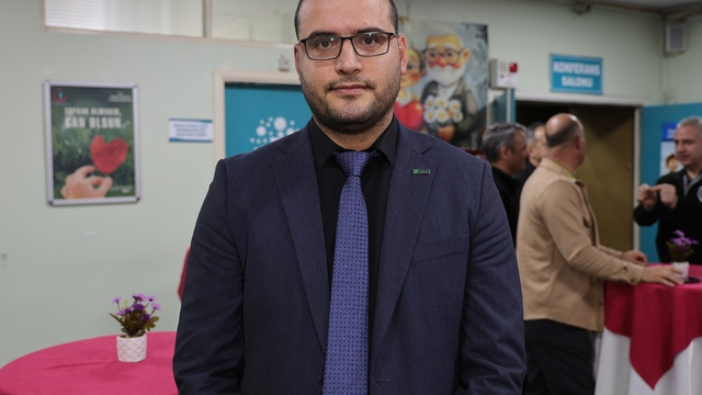 Uzmanından elektronik sigara uyarısı: "Bu likitlerin içerisinde her türlü madde var"