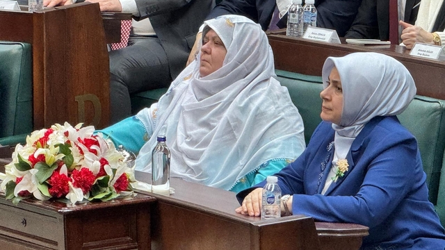 Deprem bölgesi için tarihi finansman modeli
Ölmeztoprak: Yüzde 65 devlet katkısıyla malatya'mızı güçlü şekilde yeniden inşa ediyoruz