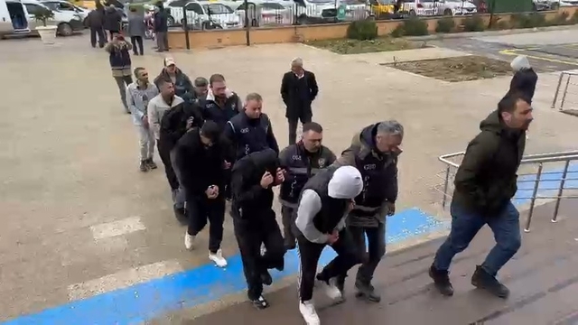 Casperlar liderine "Diplomatik Kaçış" operasyonu: Soruşturmada çarpıcı detaylar