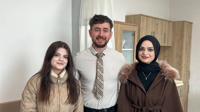 Bayburt Devlet Hastanesinde aşırı el terlemesine cerrahi müdahale