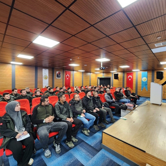 Kütahya OBM'de işletme şefleri ve orman muhafaza memurlarına eğitim