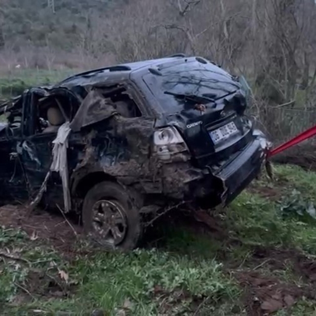 Dereye sürüklenen otomobilini bir gün sonra bulmuştu, yaşananları anlattı
S...