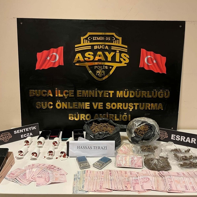 İzmir'de uyuşturucu operasyonu: 8 gözaltı