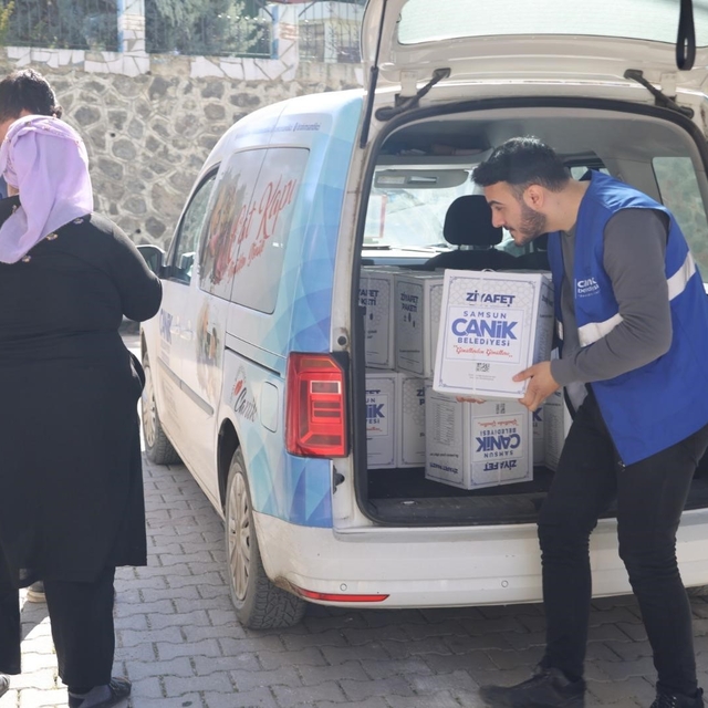 Başkan Sandıkçı: "Sıcak yemek ve diğer desteklerimiz Ramazan ayında da süre...