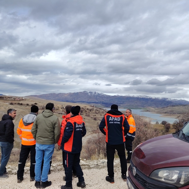 Elazığ'da kayıp kişi için 100 kilometrelik alan tarandı
