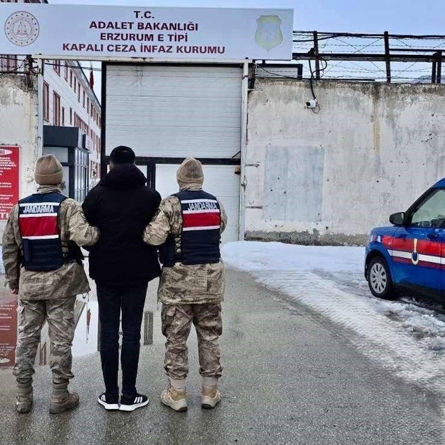 Bu defa jandarmadan kaçamadı