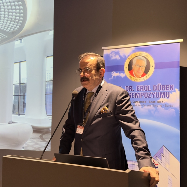Türk Endokrin Cerrahisi kurucularından Prof. Dr. Erol Düren, Bursa'da sempo...