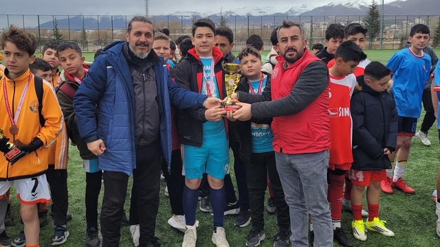 Okul Sporları Yıldız Erkekler Futbol İl Birinciliği tamamlandı