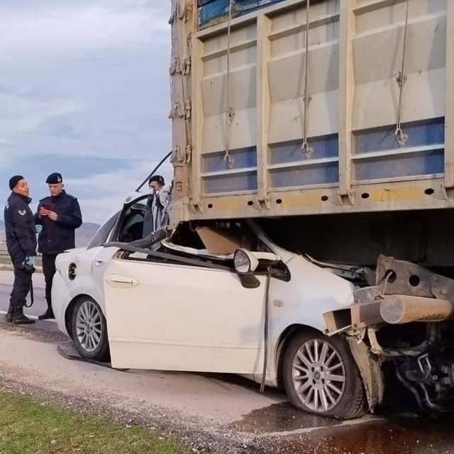 İstanbul'dan Ordu'ya cenazeye giderken kazada hayatlarını kaybettiler
Amasy...