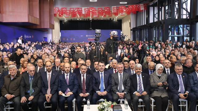 Bakan Kurum, Kocaeli'de "Ev Sahibi Türkiye" kura çekim töreninde konuştu: