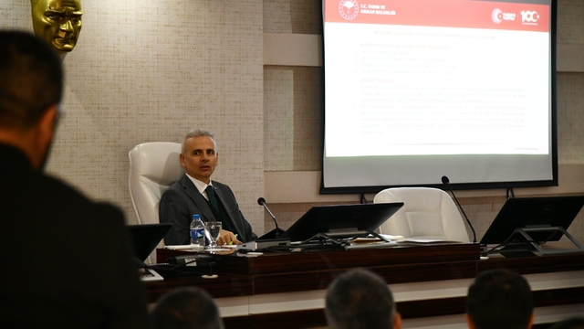 Ardahan'da hayvan hastalıkları ile mücadele toplantısı yapıldı