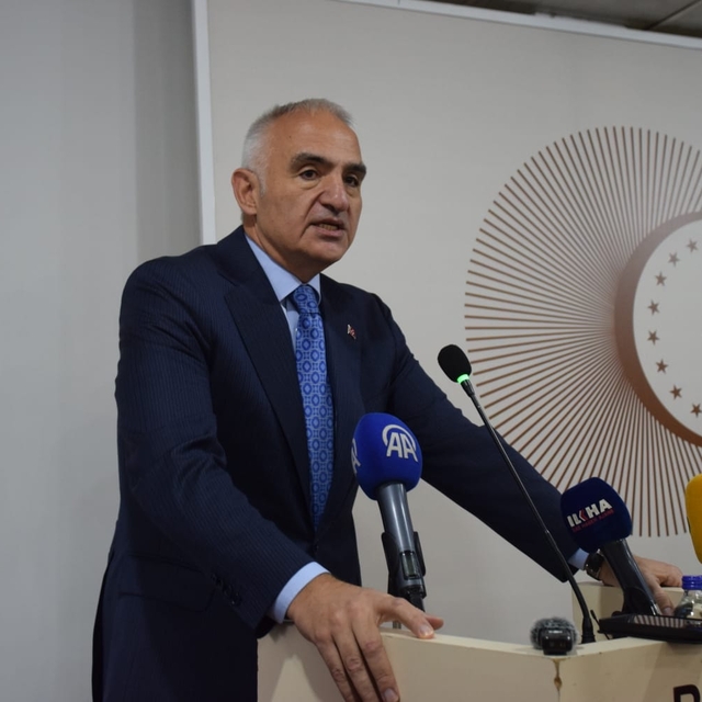 Bakan Ersoy: Bizim davamız, geleceği inşa eden bir davadır