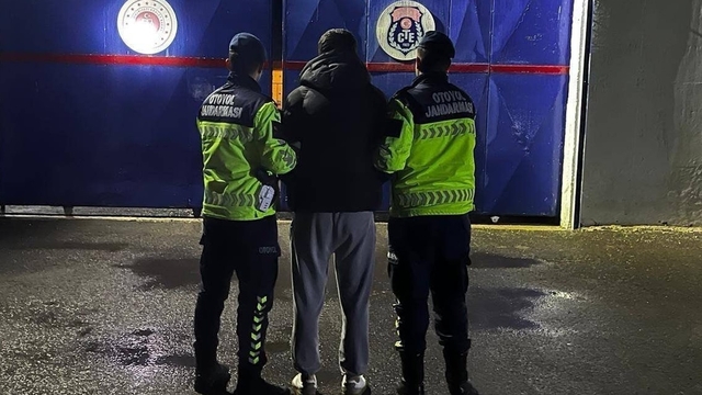 9 ayrı suçtan aranan şüpheli, arkadaşının kimliğiyle yakalandı