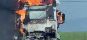 Silopi'de alev alev yanan tır kullanılmaz hale geldi