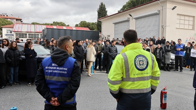 Büyükşehir'den afetlere hazırlık için "Tehlike Avı" ve deprem tatbikatı