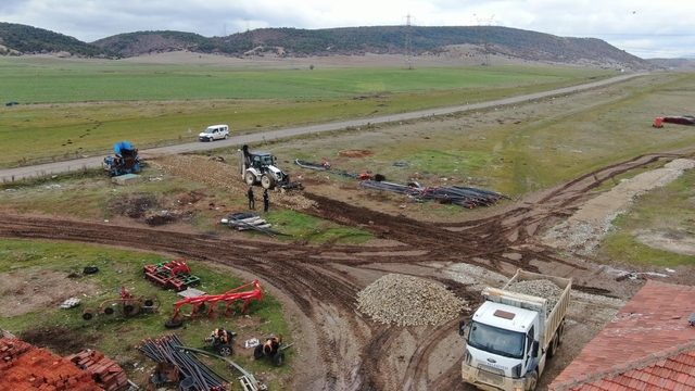 İnönü'de mahalle içi yollar yenileniyor