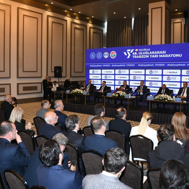 Uluslararası Trabzon Yarı Maratonu'nun tanıtım toplantısı yapıldı