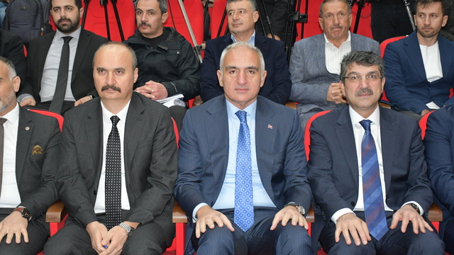 Kültür ve Turizm Bakanı Ersoy, Batman'da kütüphane açılışında konuştu: