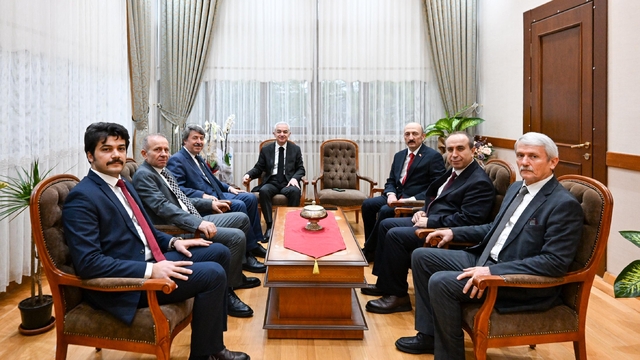 Kırklareli Valisi Turan'dan İl Milli Eğitim Müdürlüğüne ziyaret